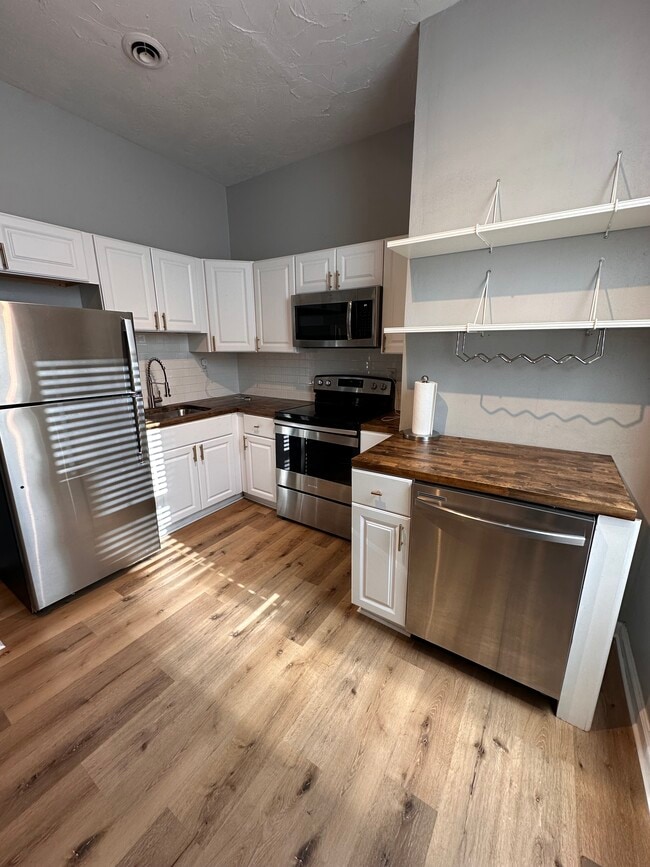 Photo - 2818 Lemp Ave Unidad 1E