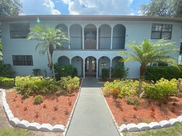 Photo - 3215 Baird Ave Unit J-68