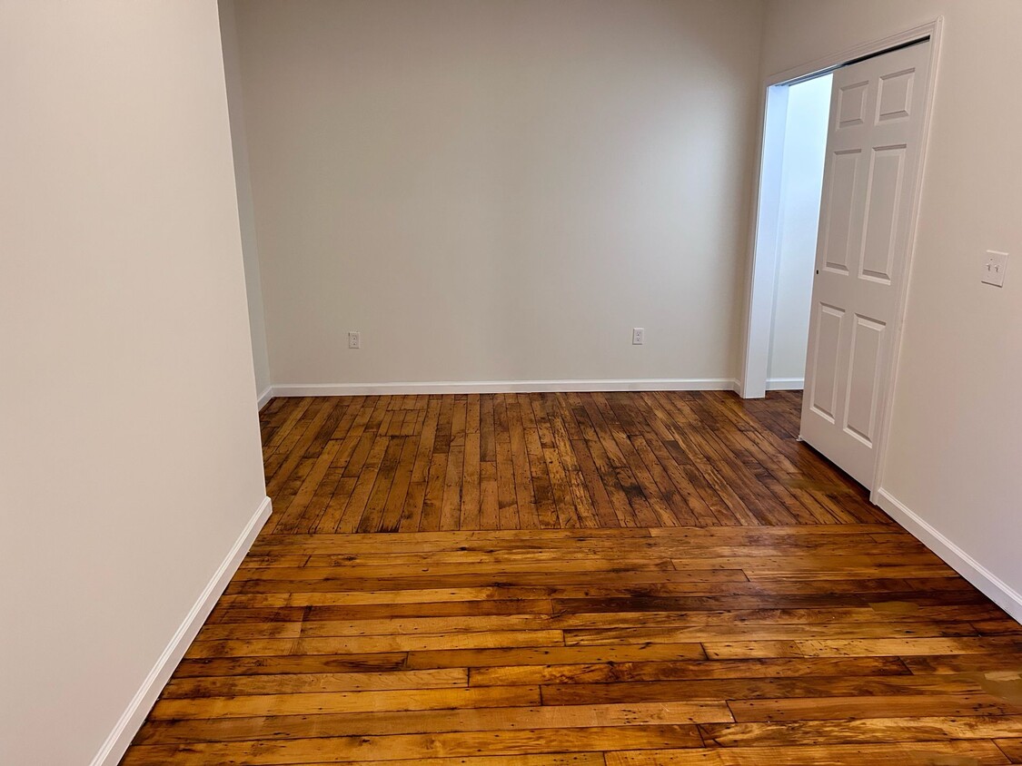 Floor Plan - 0BD/1BA SM