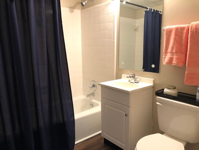 Shorelake Apartments