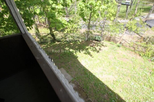 Photo - 52 Lane Park