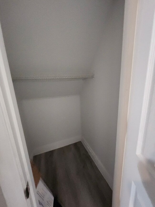 Photo - 203 W Morrison St Unit 203 W Morrison St Apt B