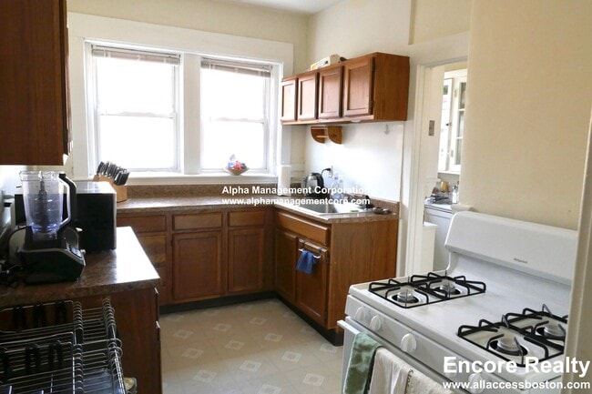 Photo - 163 Summer St Unit 31