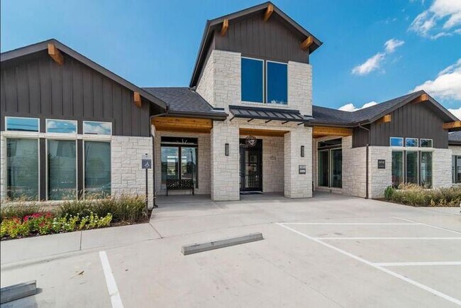 Photo - 16760 Ronald Reagan Blvd Unit b3