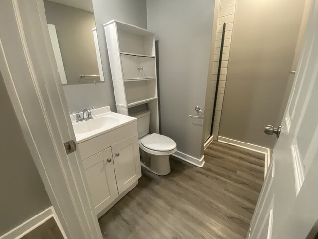 Photo - 218 W King St Unit 2