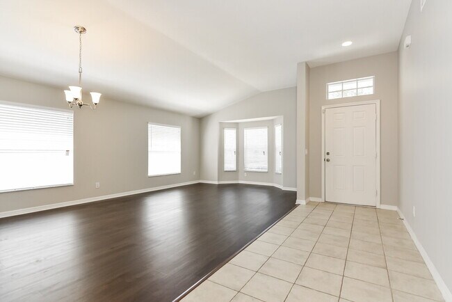 Photo - 9732 White Barn Way