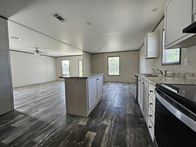 Photo - 6591 Hidden Oaks Dr