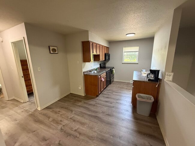 207 Wheaton Ct