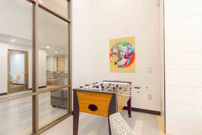 Yugo Minne Sydney Hall-3 - Yugo Minneapolis Sydney Hall