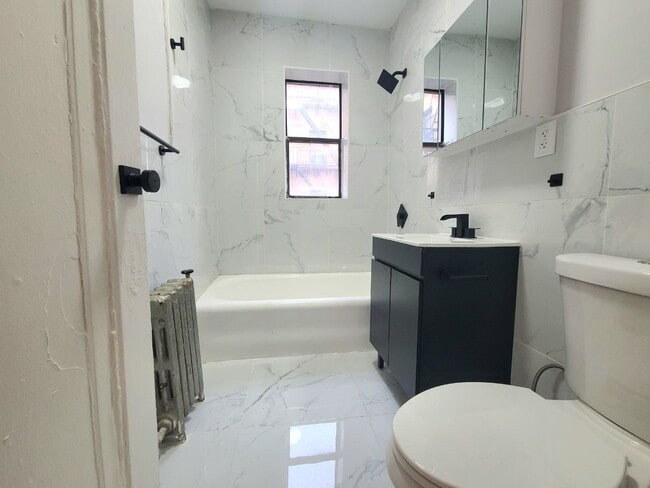 600 Salem Ave Unit C8