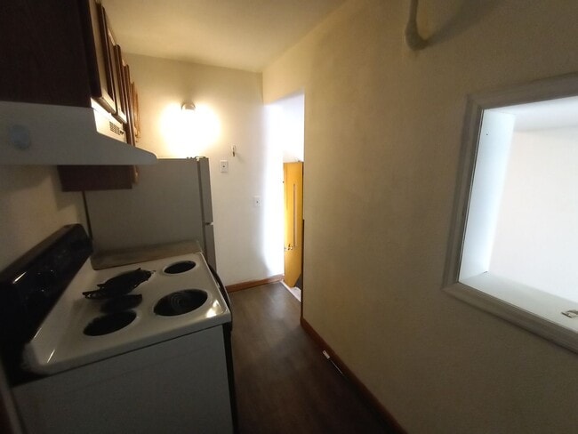 Photo - Creekside Apartments (Olivet HS, LLC)