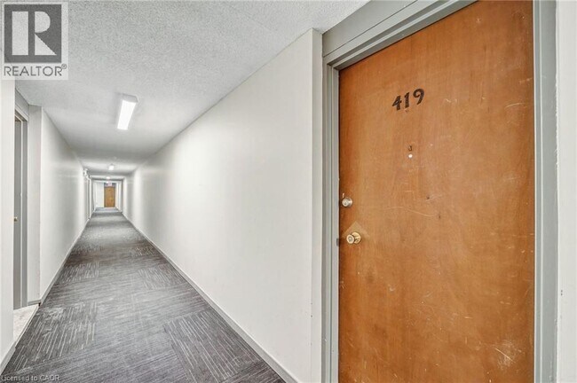 Photo - 41 Sutherland St W Unit 419