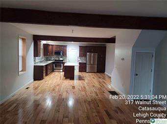 Building Photo - 317 Walnut St Rental
