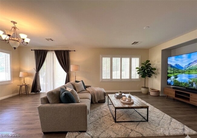 Photo - 7043 Somera Way