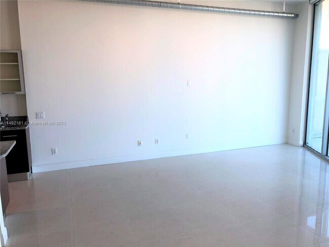 Photo - 3029 NE 188th St Unidad 911