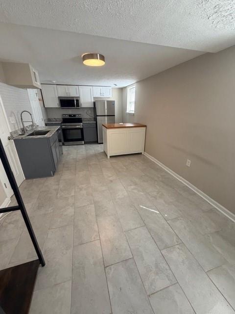 Photo - 1923 Thompson Ave