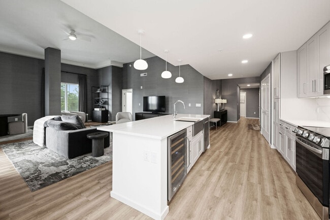 The Seventeen Hundred on East apartments — community photo