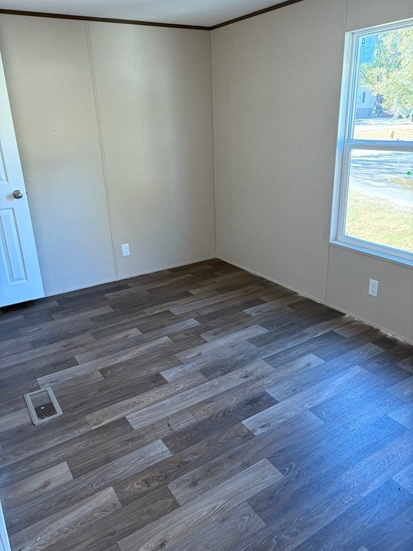 Photo - 650 Strange Rd