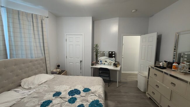 Photo - 488 S 11th St Unidad 1