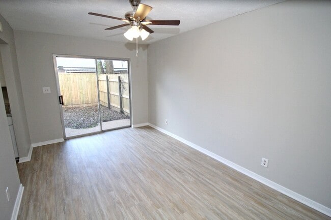 Photo - Charming & Convenient 3-Bedroom Townhome in Northeast Pensacola – Prime Location & Great Amenities!