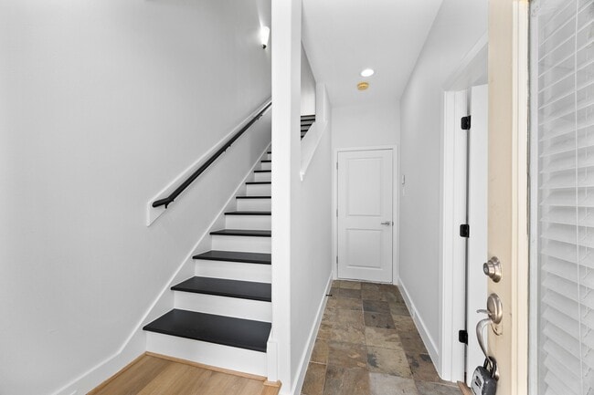 Photo - 2315 McIlhenny St