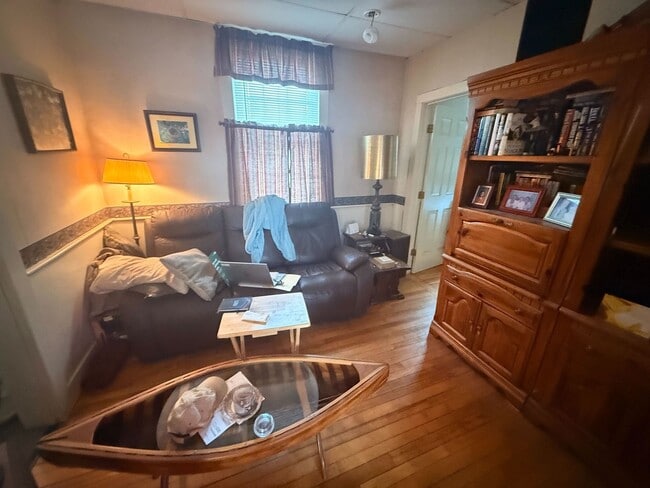 Photo - 1041 Lower Plain Unit 2