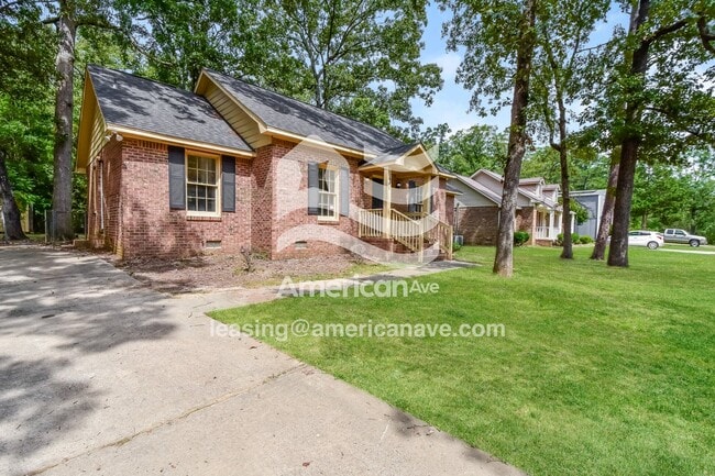 Photo - 449 Parlock Rd