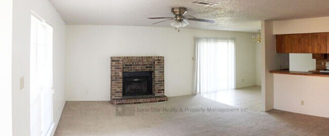 1704 Bundrant Dr Unit C