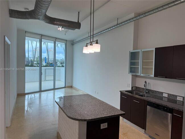 Photo - 3029 NE 188th St Unit 319