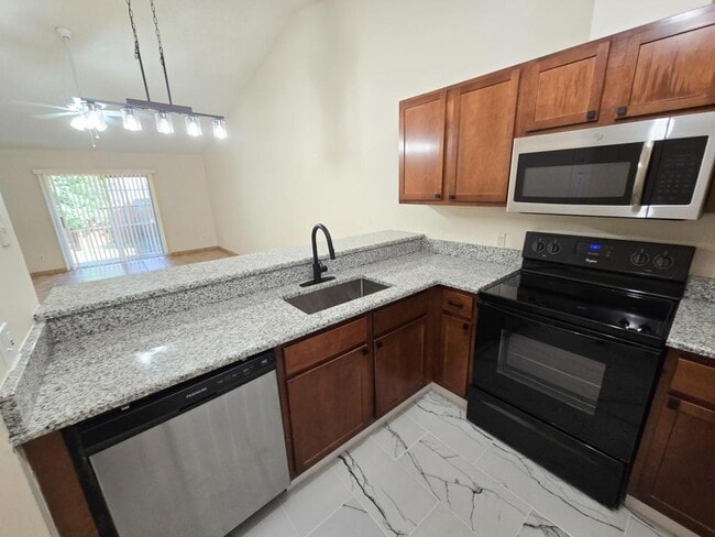 Photo - 851 E Church Ave