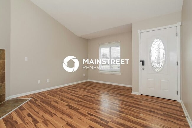 Photo - 3 Bedroom Pet-Friendly Home in LOUISVILLE, KY with Main Street Renewal