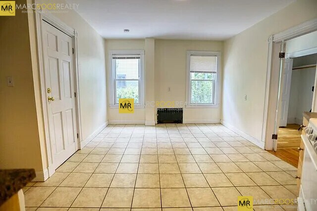 Photo - 1588 Cambridge St