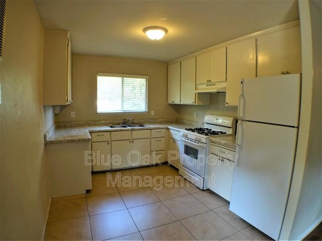 Photo - 346 Hickory St