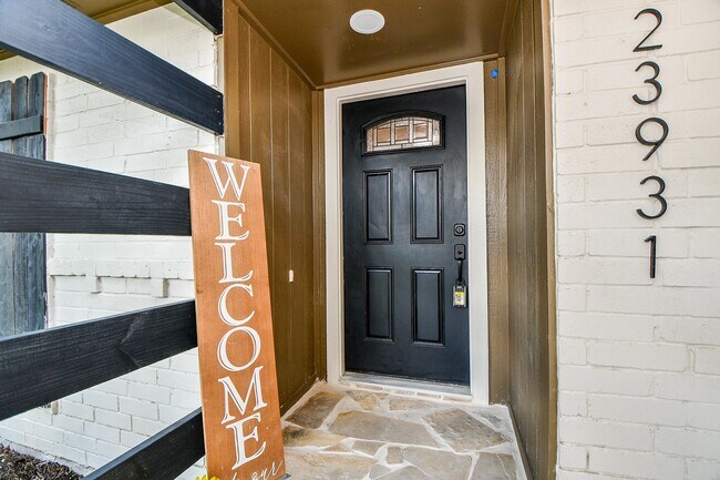 Photo - 23931 Pepperrell Pl St