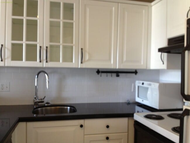 Photo - 811-1811 Helmcken St