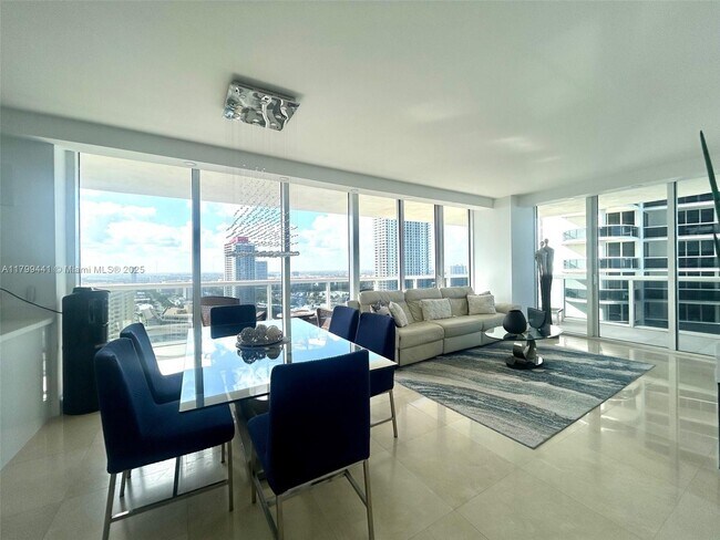 Photo - 1830 S Ocean Dr Unidad 2208 Rental