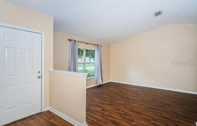 Photo - 557 Rapid Falls Dr