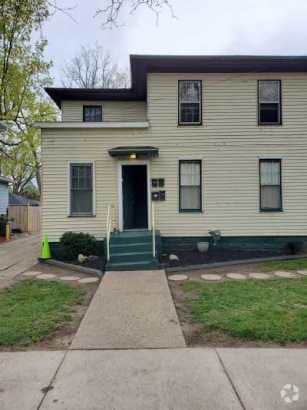 Building Photo - 715 Locust St Rental