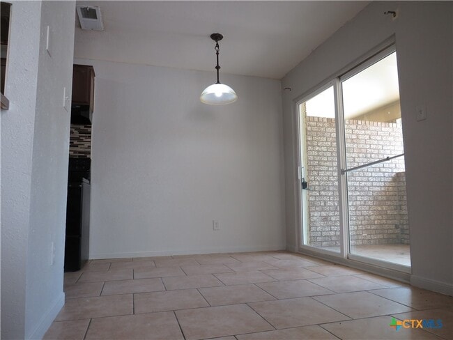 Photo - 1807 Cedarhill Dr Unit C