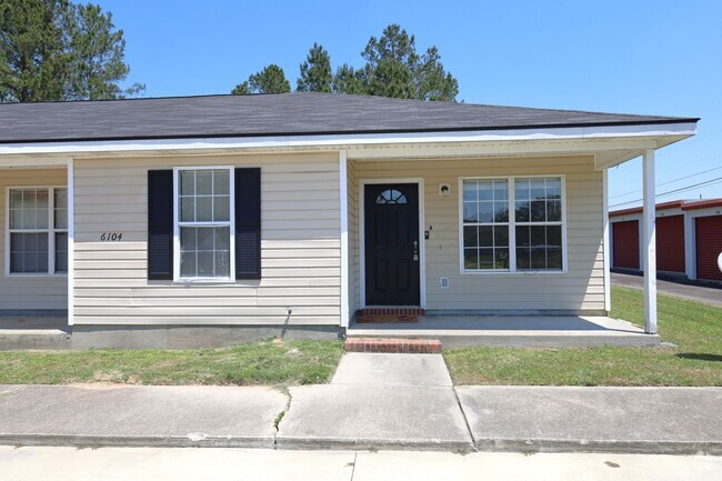 Building Photo - 6104 Vinnie Dr Unit A Rental