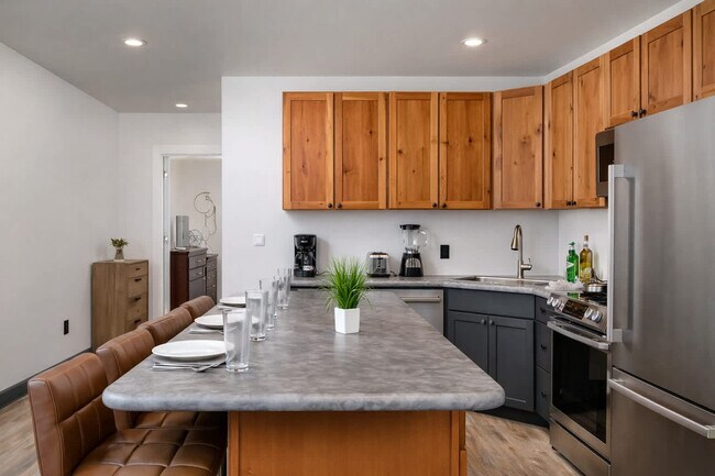 217 S Badger Ave Unit SI ID1387451P