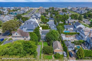 Photo - 202 2nd Ave