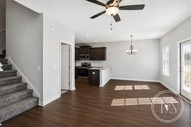 Photo - 133 Brightleaf Cir