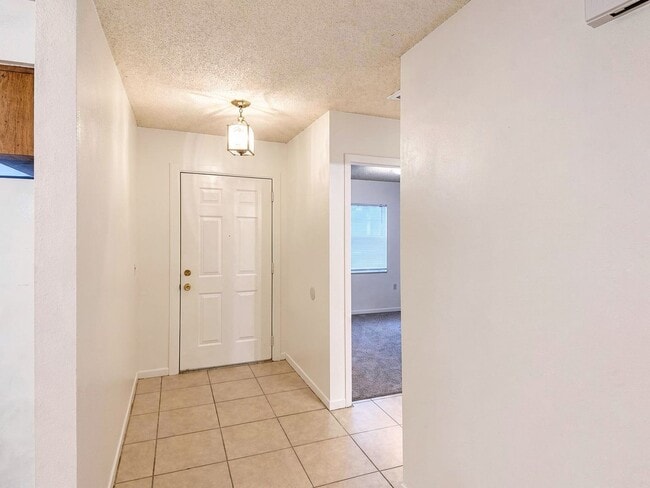 Photo - 1029-1031 Jacks Street Unit 1029