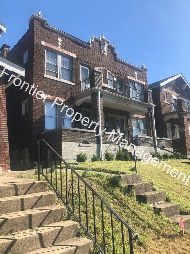 Building Photo - 3923-25 Keokuk St Unit 3923 Keokuk St 1st Fl