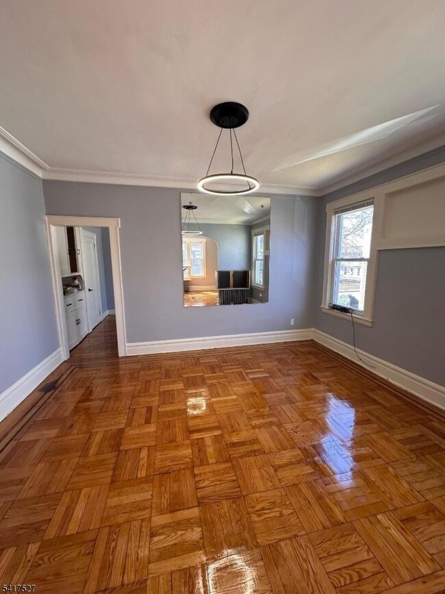 83 Aldine St Unit 2R