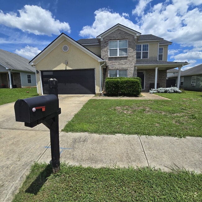 Photo - "Charming 3-Bed Retreat with 2.5 Baths on Cimmaron Court, Hampton!"