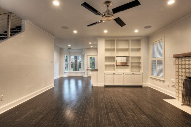 Photo - 5912 Auden St