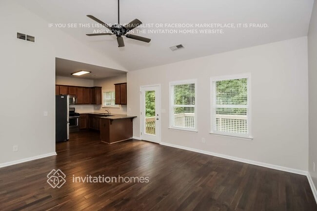 Photo - 5277 Miranda Way