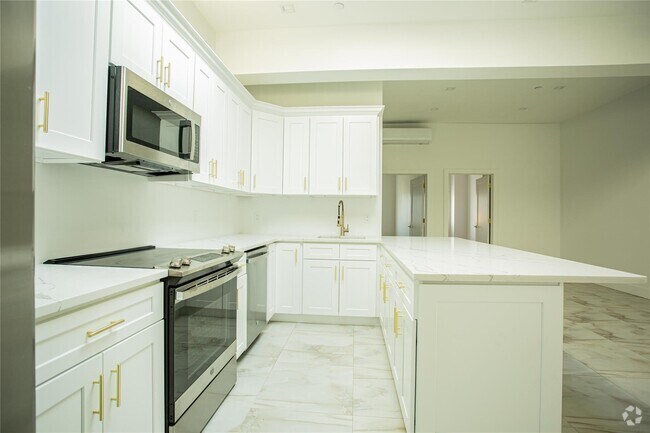 Building Photo - 138 E Park Ave Unit 2 Rental